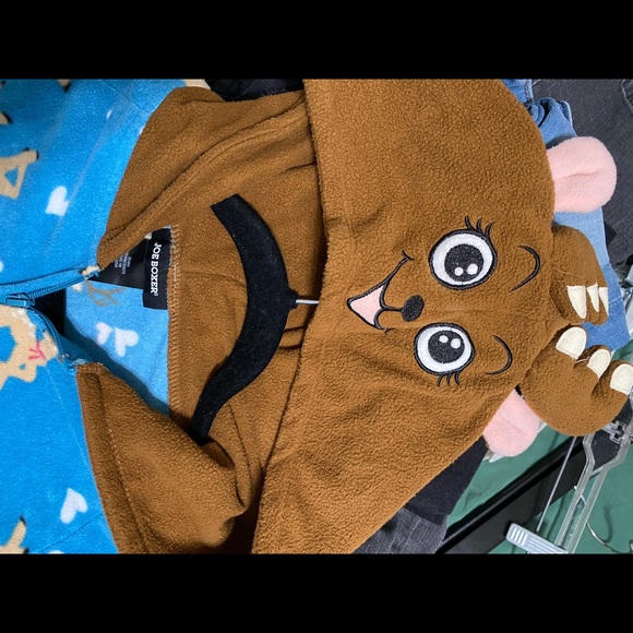 Onsie - Picture 3 of 5